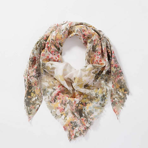 J.Jill Pure Jill Cascading Blossoms Triangle Scarf - Picture 5 of 6